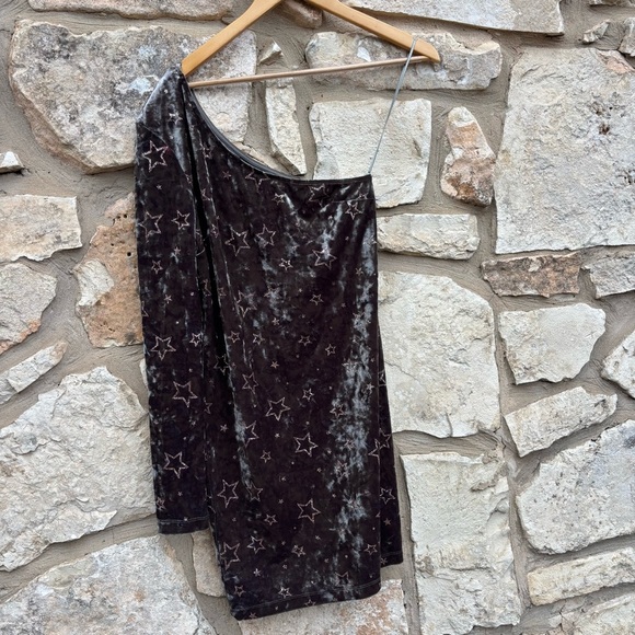 Topshop Dresses & Skirts - TOPSHOP : Grey Velvet One Shoulder Mini Dress With Stars glitter size us 8